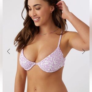 NWT!!! Women’s O’Neill TROPICS TEXTURED SEVILLE TOP Size Medium